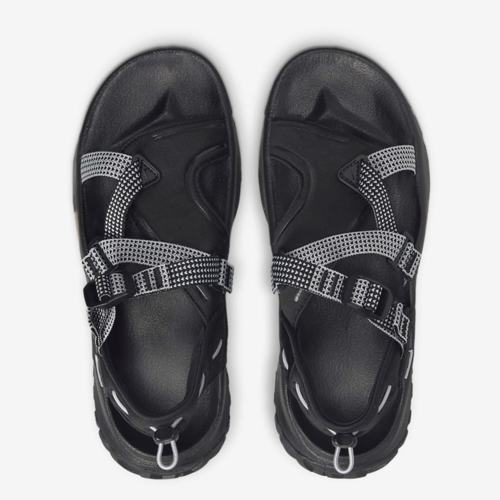 Women’s Nike Oneonta Sandal sz: 9